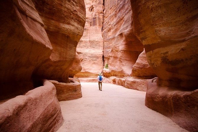 2 Day 1 Night Petra & Wadi Rum Shore Excursion (ON Petra) - Entering Petra through the Siq