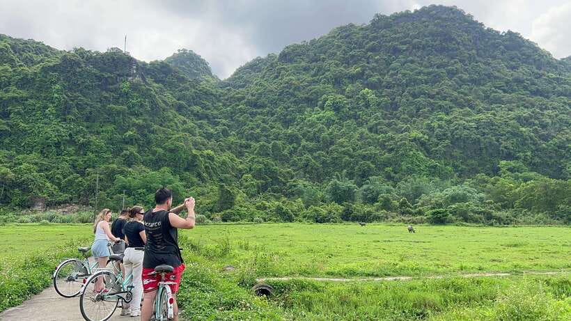 2-Day Lan Ha and Cat Ba Cruise Tour By 3 Star Cruise Ship - The spring-roll cooking class