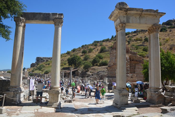 3-Hour Private Ephesus, Terrace Houses, Cruiser Only - The Temple of Artemis in ten quiet minutes