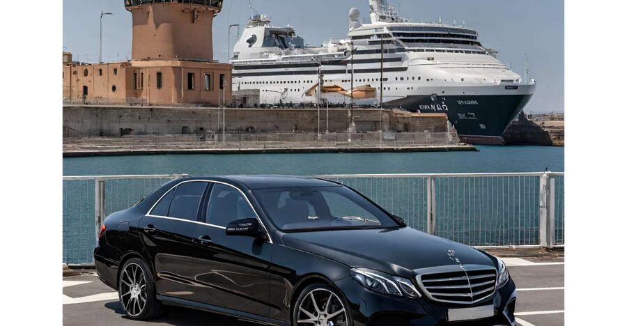 8 Hours Rome Shore Excursion from Civitavecchia Port - The Colosseum and Roman Forum