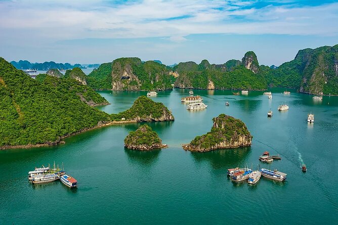 A Day in Paradise: Halong Bay Shore Excursion - Two hours among Ha Long Bay’s limestone islands