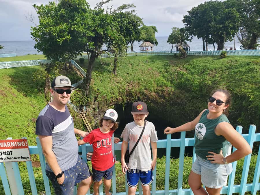 Adventour Samoa: Cruise Ship Excursion(Highlight of Samoa) - The Robert Louis Stevenson Museum deserves more time