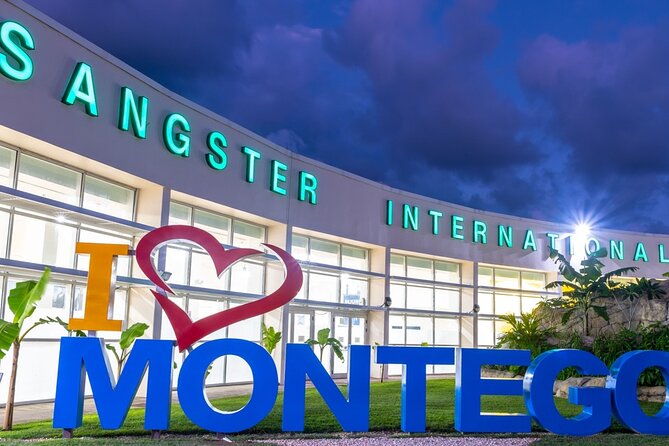 Airport Pickup, Dropoff to any Resort or Airbnb in Montego Bay - What the vehicle adds to a short ride