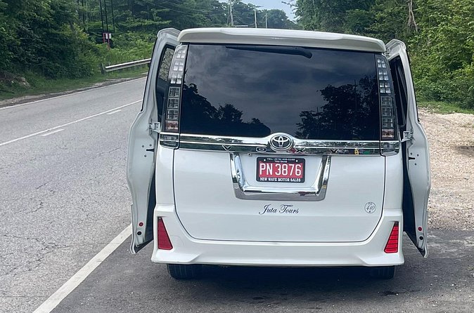Airport Pickup, Dropoff to any Resort or Airbnb in Montego Bay - The $15 price and where it makes sense