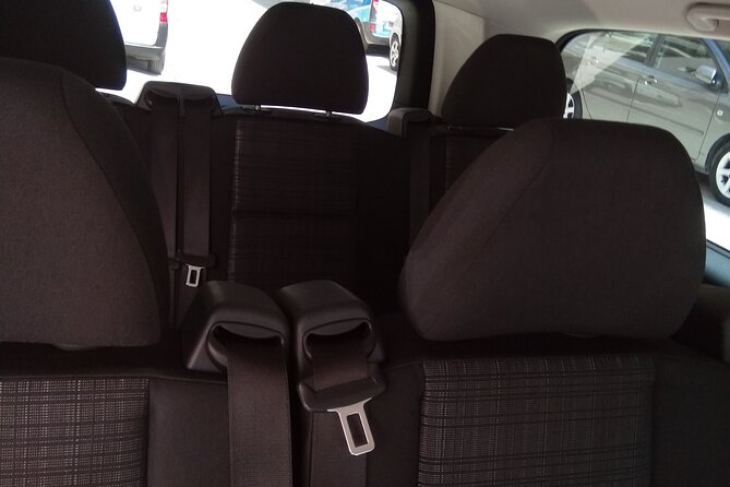 Airport Pickup Services - Airport, hotel, and cruise-port options