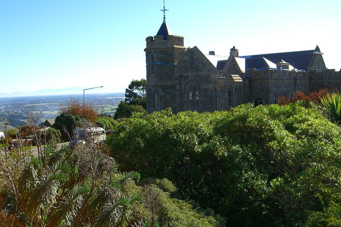 Akaroa Shore Excursion: Banks Peninsula, Christchurch City and Giants House Tour - One hour at the Giants House