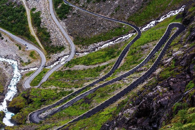 Alesund Shore Excursion: From Fjords to Trolls - Lunch: useful, scenic, and not early