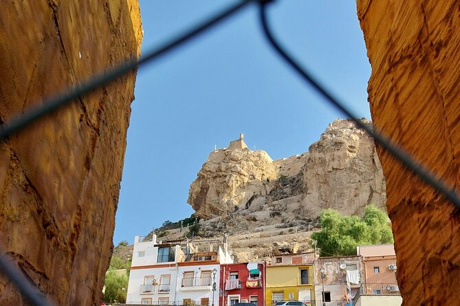 Alicante Highlights Tour for Cruise Passengers with Port Pickup - How Flor shapes the experience