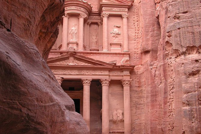 Aqaba Shore Excursion: Private accessible Petra Tour - From Aqaba port to Petra by private car