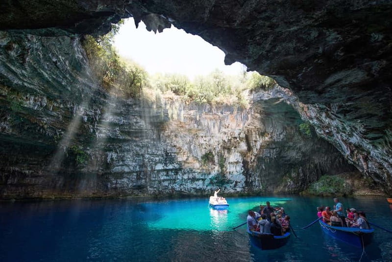 Argostoli: Shore Excursion to Caves with Local Wine Tasting - Who should book this tour?