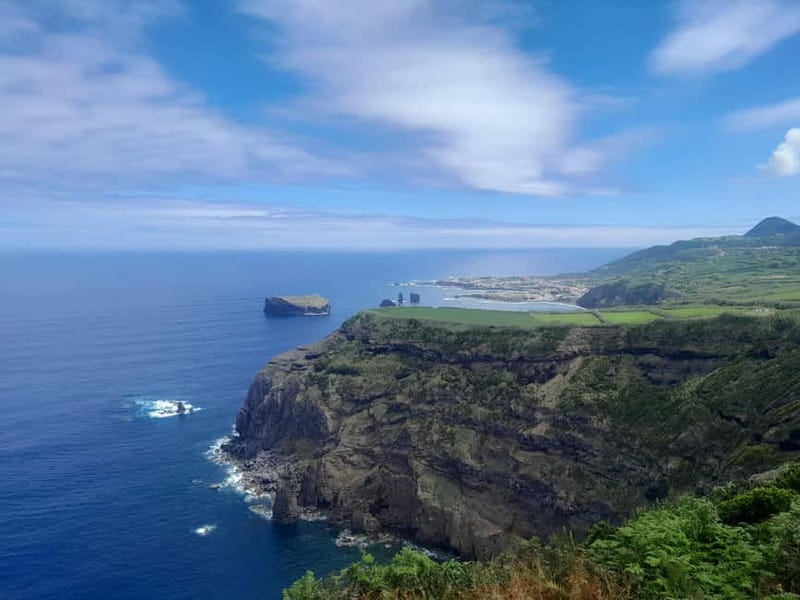 Azores: Sete Cidades, Blue & Green Lake Shore Excursion - A Arruda Pineapple Plantation and the liqueur tasting
