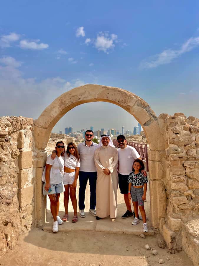 Bahrain City Tour x MSC and all CRUISE PASSENGERS - 5 Hours - Photographing the Bahrain World Trade Center