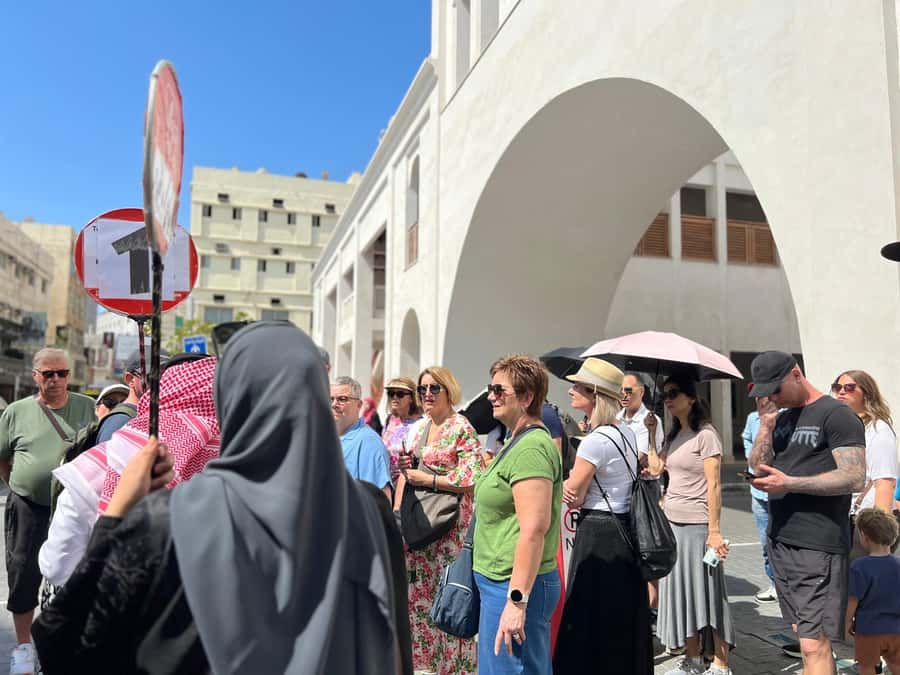 Bahrain Full-Day Highlights Tour:Manama,Desert&Tree of Life - Bahrain Fort and the Dilmun past