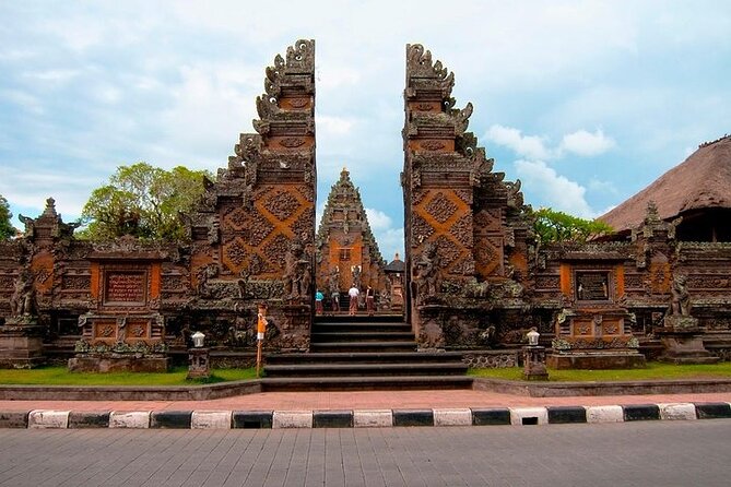 Bali Benoa Shore Excursion for cruise's passenger - All Inclusive - Batuan Temple, Bali’s oldest stop