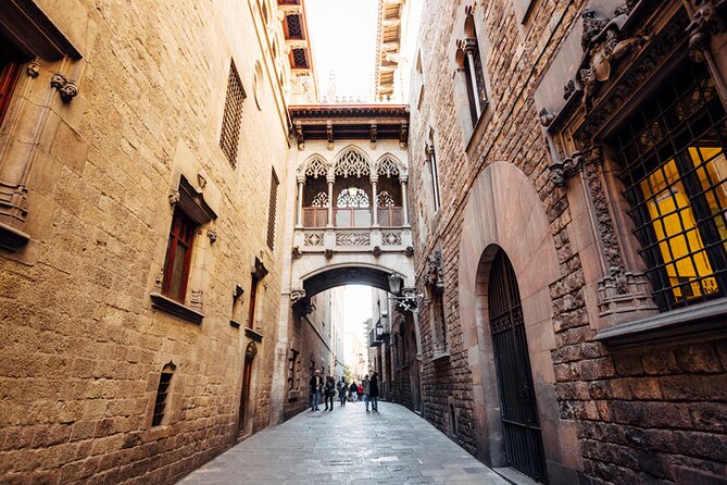 Barcelona Private 4 hours Shore Excursion with private vehicle and guide - The four-hour timing needs a close look