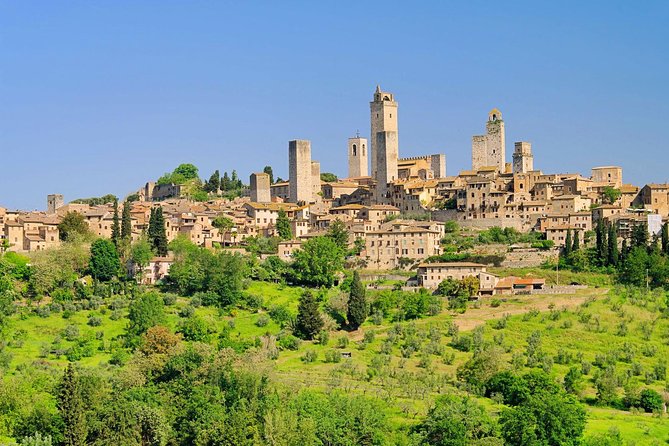 Bella Toscana Private Tour: 2 Chianti Wineries and San Gimignano From Livorno - The Chiantigiana road and the Tuscan countryside