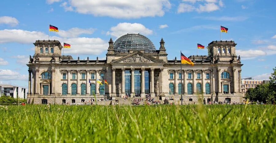 Berlin and Hamburg: Shore Excursion Tour Package - Two German cities, two very different shore days