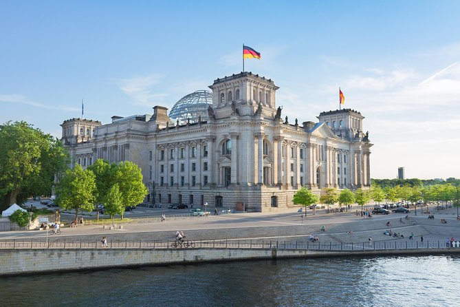 Berlin on Your Own - Deluxe Round Trip from Warnemünde Port - Five hours to choose your own Berlin