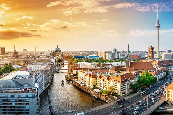 Best Berlin Shore Excursion from Warnemunde, Rortock Cruise Port - Charlottenburg Palace and West Berlin