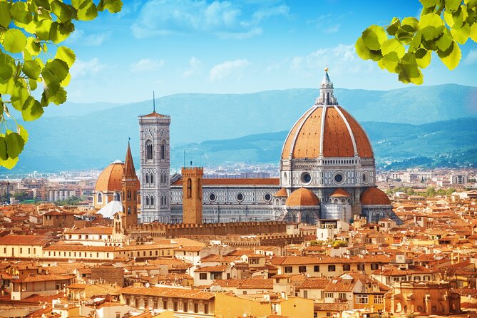 Best Florence and Pisa Excursion from La Spezia Cruise Port - Florence begins at Ponte Vecchio