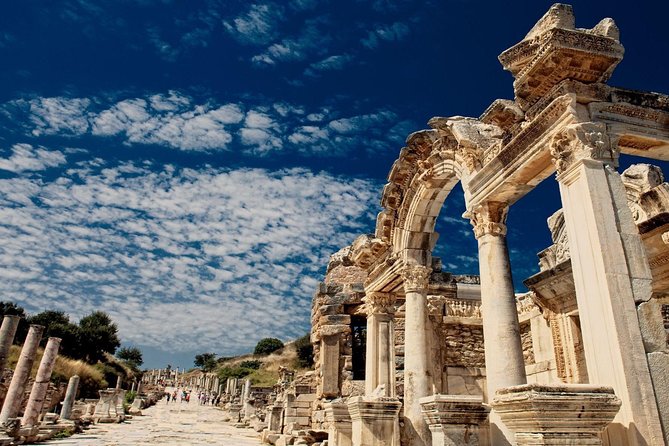 Best of Ephesus Tour For Cruisers From Kusadasi Port - Walking through ancient Ephesus