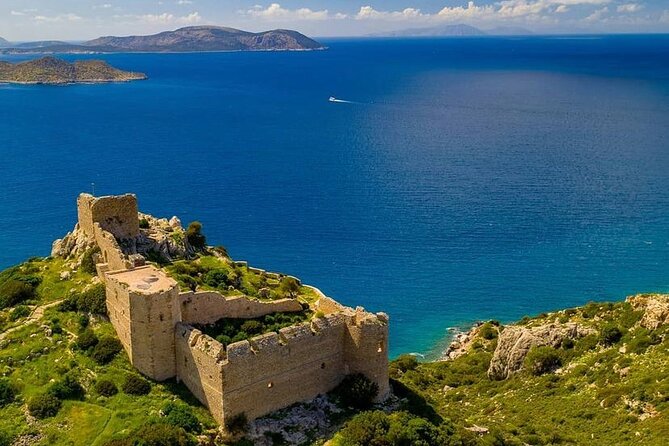 Best Rhodes Tour with Wine Tasting Experience from Cruise Port - Walking through Rhodes Old Town