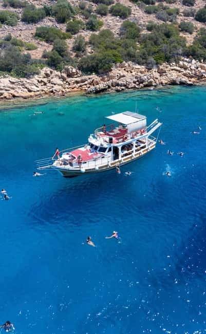Bodrum: Boat Tour for Mein Schiff and Aida Cruise Passengers - Leaving Halikarnas Harbor for the Aegean Coast