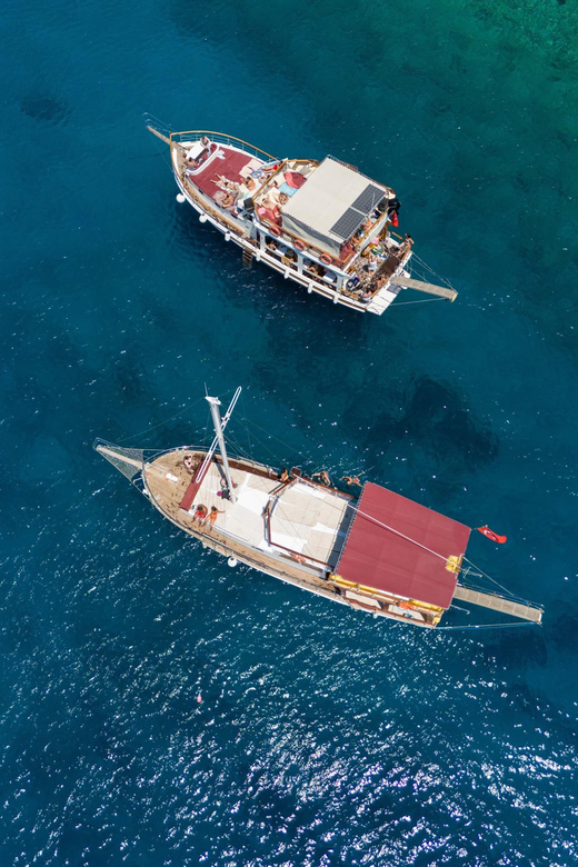Bodrum: Boat Tour for Mein Schiff and Aida Cruise Passengers - Drinks, Music, and the Mood on Deck