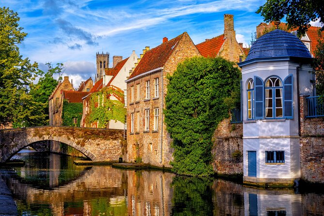 Bruges Tour with Canal Cruise from Zeebrugge Cruise Port - A walking tour built around Bruges’ postcard views