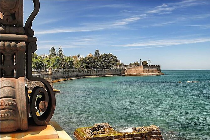 Cadiz Shore Excursion: Scenic & walking tour with cheese and sherry tasting - Catedral Nueva, the city’s great landmark