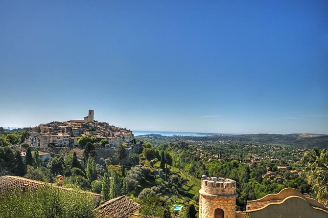 Cannes Shore Excursion: Grasse, Gourdon & St Paul de Vence - The private Mercedes minivan changes the pace