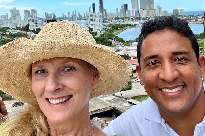 Cartagena Unforgettable: Half Day Private City Tour (Also for Cruisers) - Bocagrande offers a quick look at modern Cartagena