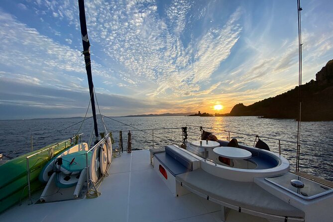 Catamaran ride at sunset from the Port of Denia - Sunset from Denia, with Cova Tallada as the main show