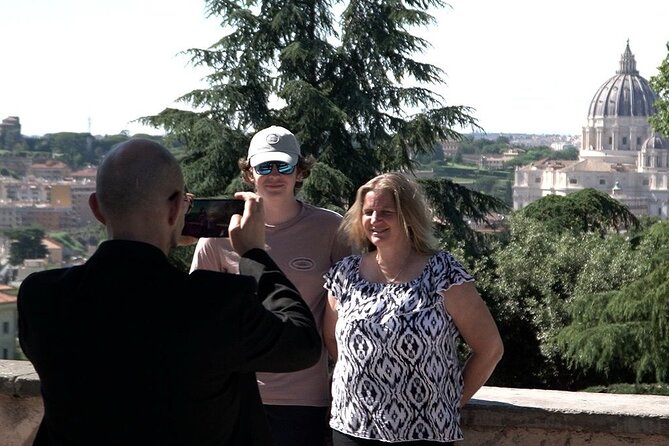 Civitavecchia to Rome City: Private Tour of Rome Highlights - Colosseum and Roman Forum: the big opening act