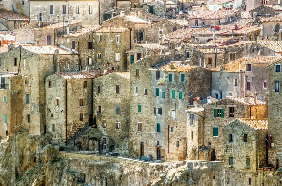 Civitavecchia: Tuscany Full-Day Guided Trip w/Wine Tasting - What the day feels like in different weather