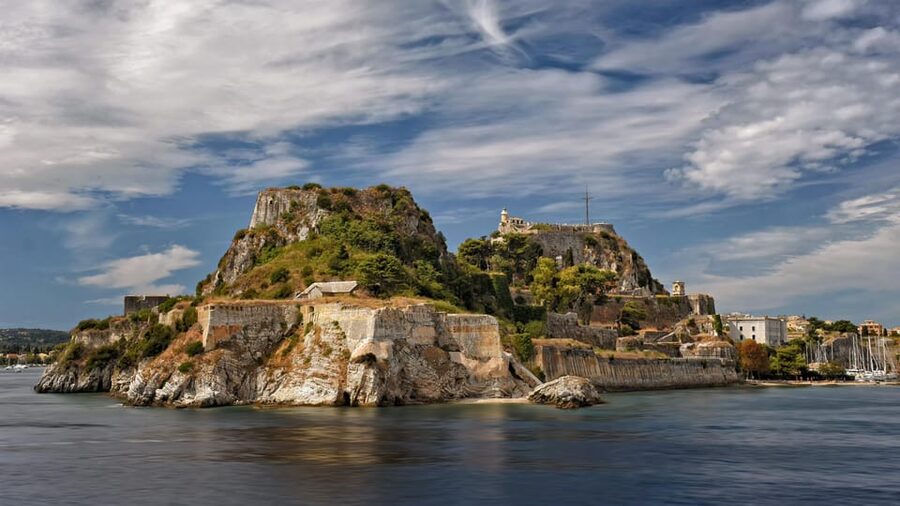 Corfu cruise port : Private customized tour with limo van - Paleokastritsa, monastery, and the coast