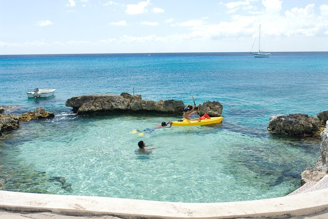 Cozumel Shore Excursion: Mini-SUB Diving Adventure - A small group with real hands-on help