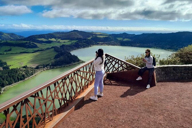 Cruise Travellers: Shore Excursion Sete Cidades & Furnas Volcano - What the $98.74 price really covers