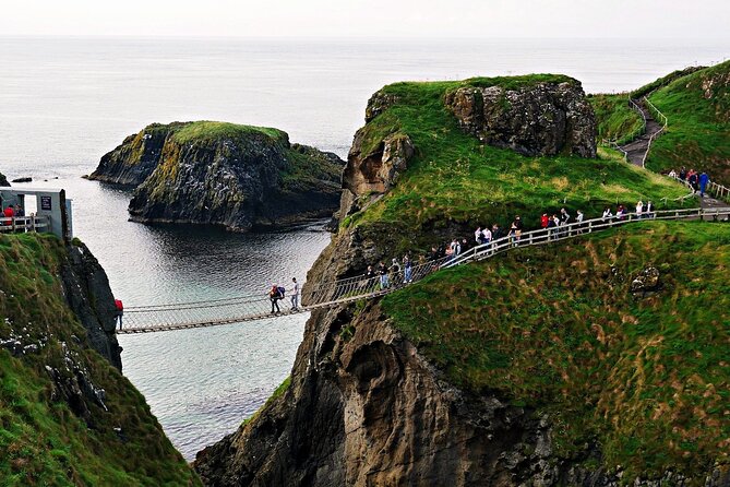 Customisable Private Shore Excursion From Belfast Cruise Terminal - From Belfast to the Antrim Coast Road