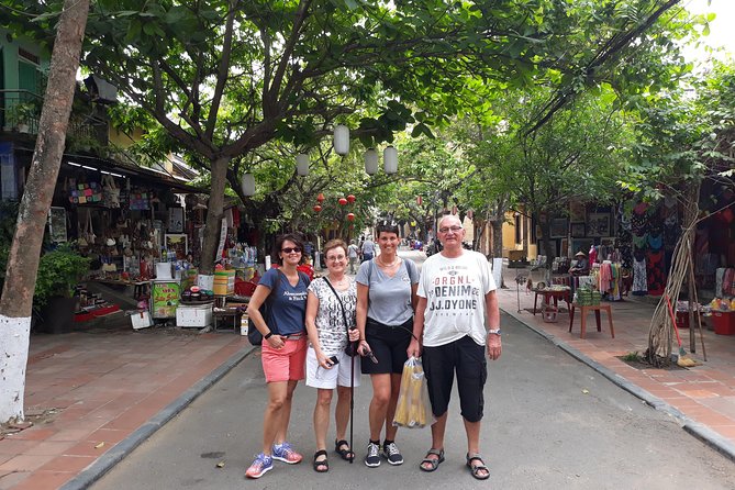 Da Nang-Hoi An shore excursion from CRUISESHIP Chan May port HUE - One hour among the caves of Marble Mountains