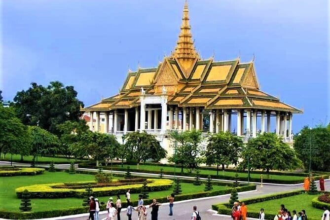 Day Trip from Sihanoukville to Phnom Penh for Cruise Passengers - The real trade-off: Phnom Penh in one day from the coast