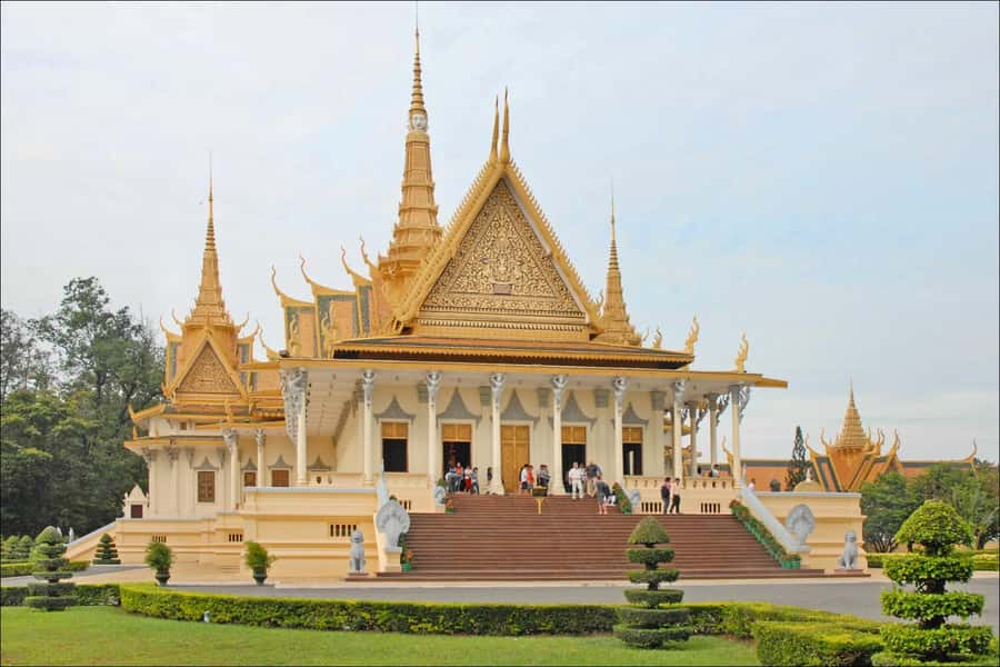 Day trip from Sihanoukville to Phnom Penh for Cruise Ship - A long but practical cruise-port day