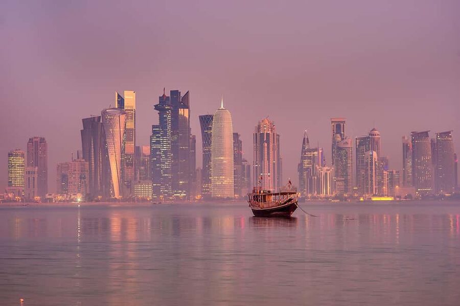 Doha City Tour & Dhow Boat AIDA/MSC/COSTA/CRUISE Passenger - Doha Corniche: waterfront views in 30 minutes