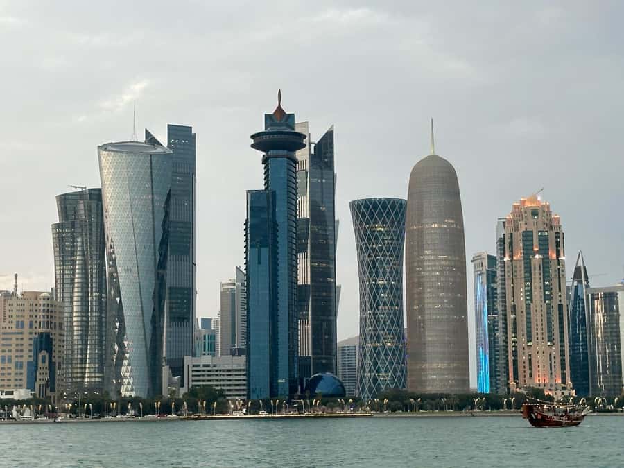 Doha: City Tour from Hamad Int'l Airport or Doha Cruise Port - West Bay and Doha’s modern face