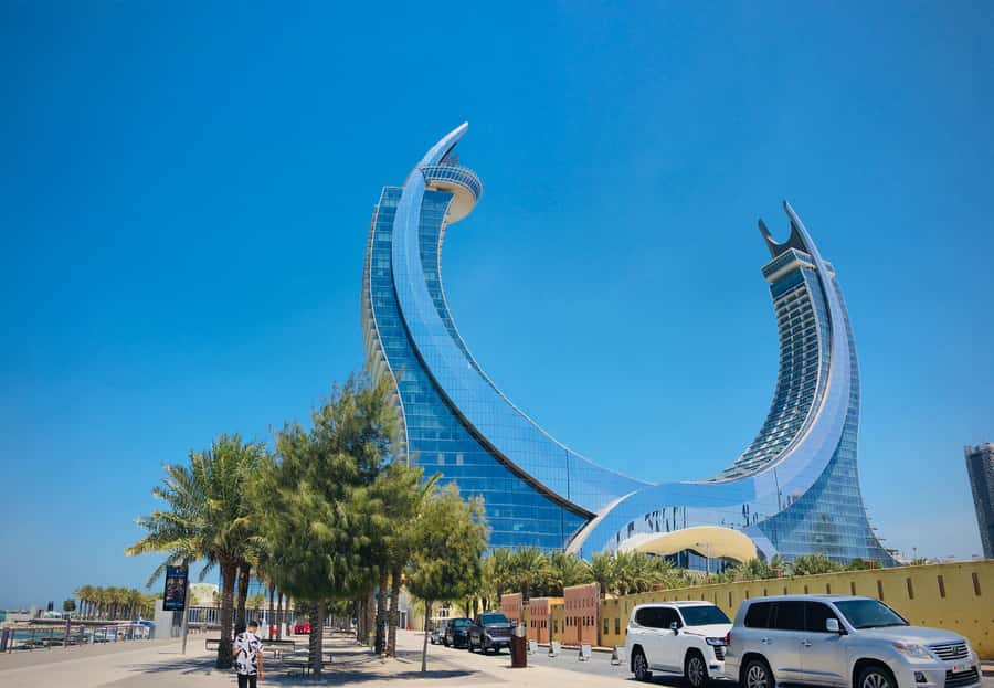 Doha: city tour Pickup from Airport/Hotel/Cruise port - Starting at the Corniche and Doha Bay