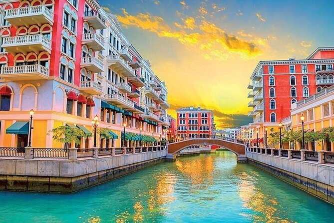 Doha Guided City Tour with Hotel Airport Pickup and Drop off - What the private format changes