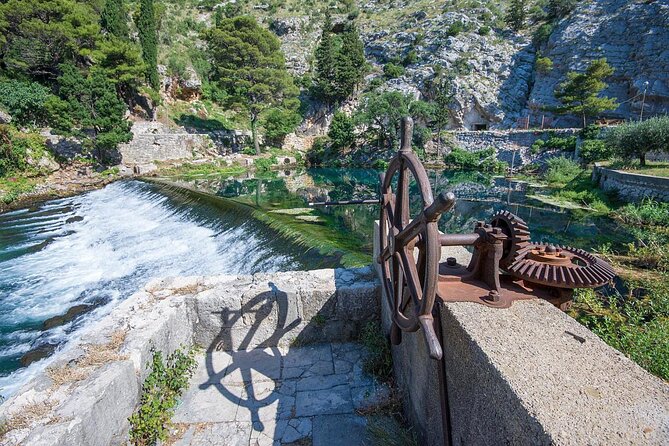 Dubrovnik Above Beyond, Srdj drive & guided Old Town PRIVATE SHORE EXCURSION - Why the view from Mount Srd is worth your morning