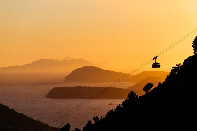 Dubrovnik Shore Excursion: Explore Dubrovnik by Cable Car (ticket included) - Stradun shows how Dubrovnik is organized