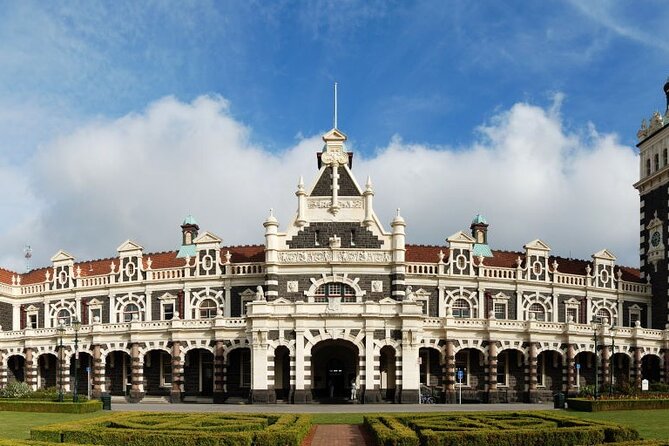 Dunedin Shore Excursion City Sightseeing & Tour of Larnach Castle - The 9:00 morning departure from Port Chalmers