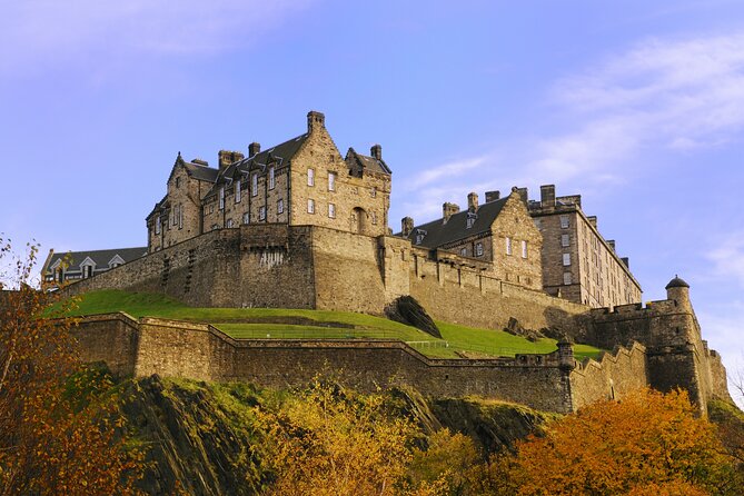 Edinburgh Shore Excursion: City Tour and Royal Yacht Britannia - Holyroodhouse: a 15-minute view from outside
